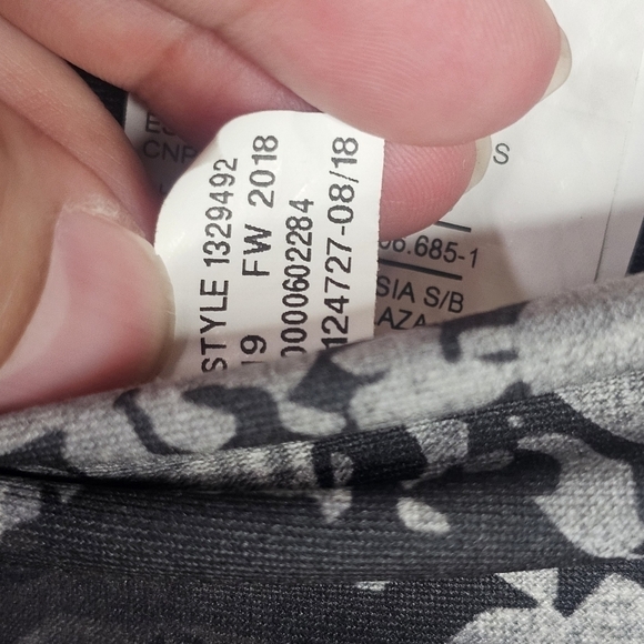 Under Armour Women's HeatGear Print Ankle Crop Small - Picture 8 of 9